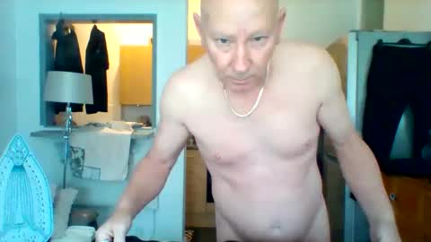 drewboy292455 online show from October 26, 2025, 1:50 pm