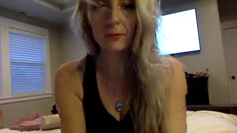 Snapshot of dripping_like_jane chatting on March 16, 2026, 1:44 am Bluejay0713 online show from March 16, 2026, 1:44 am