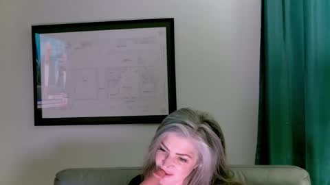 Snapshot of drippingwetgoddess chatting on April 26, 2026, 6:55 am Angie online show from April 26, 2026, 6:55 am