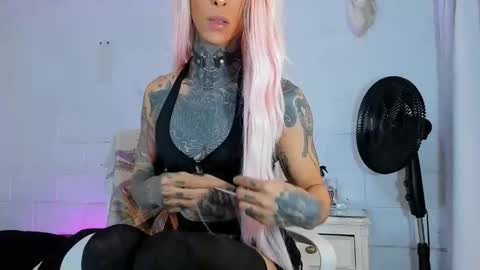 drippyorlove online show from March 30, 2026, 9:49 pm