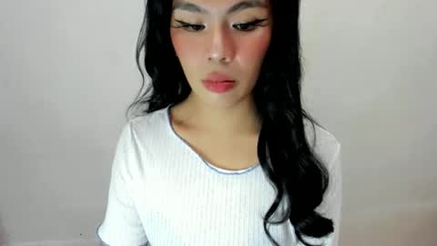 Snapshot of dripqueenxoxo chatting on September 11, 2025, 3:01 pm miss. Erika online show from September 11, 2025, 3:01 pm