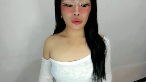 Snapshot of dripqueenxoxo chatting on October 17, 2025, 7:11 am miss. Erika online show from October 17, 2025, 7:11 am