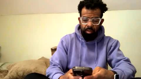 Snapshot of drizzys_room chatting on April 30, 2026, 12:11 pm DirtyDrizzy online show from April 30, 2026, 12:11 pm