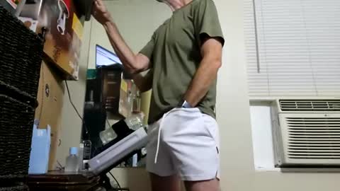 Snapshot of drmbigg chatting on July 10, 2026, 7:56 am Hello Hope you enjoy what you see. I love attention in dirty talk and tips thickcock edging precum dirtyTalk C2C online show from July 10, 2026, 7:56 am