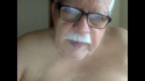 drnick069 online show from October 6, 2025, 2:58 pm