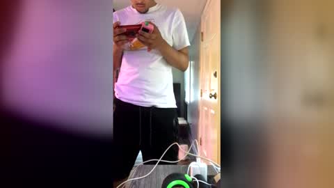 Snapshot of drobbb656 chatting on June 8, 2026, 3:45 pm 2xTheTrouble online show from June 8, 2026, 3:45 pm