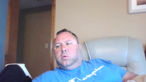 Drow online show from April 21, 2026, 11:27 am