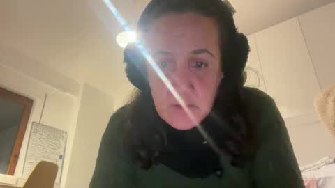 Snapshot of drresa chatting on December 19, 2025, 7:21 pm Dr. Resa online show from December 19, 2025, 7:21 pm