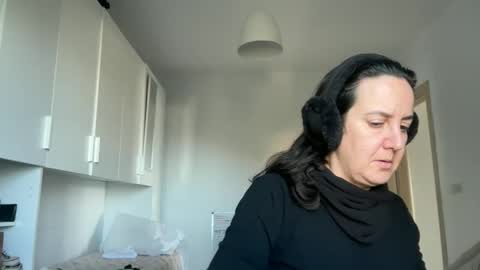 Snapshot of drresa chatting on January 11, 2026, 11:26 am Dr. Resa online show from January 11, 2026, 11:26 am