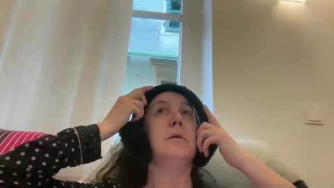 Snapshot of drresa chatting on March 17, 2026, 6:17 am Dr. Resa online show from March 17, 2026, 6:17 am