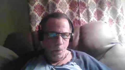 drthick1224 online show from October 28, 2025, 1:31 am