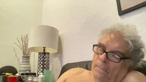 DrTony4u222100 online show from February 13, 2025, 5:26 am