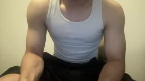 Snapshot of drveucrzy chatting on July 9, 2026, 12:58 am driveucrzy online show from July 9, 2026, 12:58 am