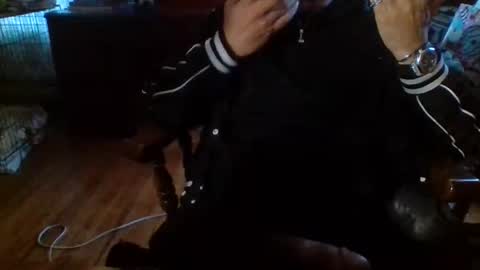 Snapshot of dubz07 chatting on March 22, 2026, 9:40 pm dubz07 online show from March 22, 2026, 9:40 pm