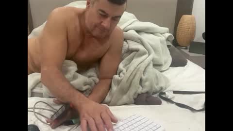 Dude online show from April 18, 2026, 7:58 pm