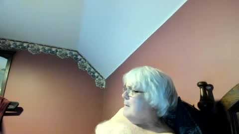 Snapshot of dug38 chatting on June 26, 2026, 2:16 am Doug online show from June 26, 2026, 2:16 am
