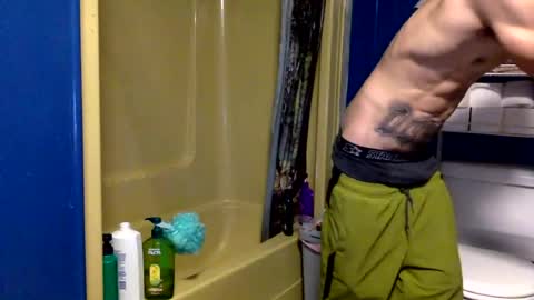 Snapshot of dugawuga chatting on June 24, 2026, 6:34 am dugawuga online show from June 24, 2026, 6:34 am