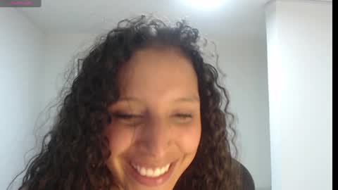 dulce1609 online show from March 11, 2025, 8:53 pm