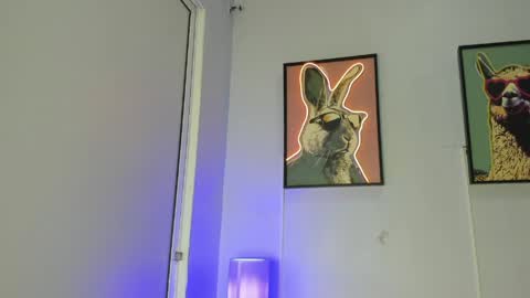 dulce__fiore07 online show from April 2, 2026, 12:14 pm