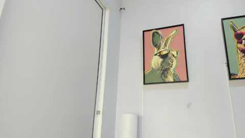 dulce__fiore07 online show from April 15, 2026, 12:01 pm