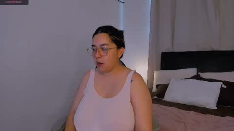 Snapshot of dulce_brithany chatting on July 12, 2026, 9:06 pm dulce brithany online show from July 12, 2026, 9:06 pm