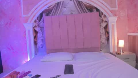 Dulce online show from March 14, 2026, 12:10 pm