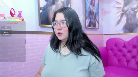 Snapshot of dulce_meow chatting on November 5, 2025, 11:54 am Dulce online show from November 5, 2025, 11:54 am