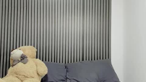 Dulce  online show from September 24, 2025, 12:08 pm