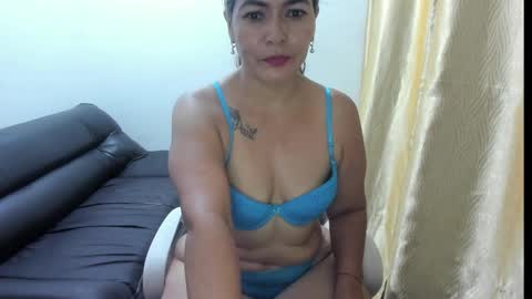 Snapshot of dulcemilf_ chatting on January 30, 2025, 6:56 am Dulce online show from January 30, 2025, 6:56 am