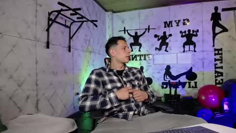 Snapshot of dustin_sonne chatting on June 2, 2026, 3:41 am Dustin Sonne online show from June 2, 2026, 3:41 am