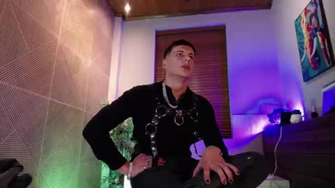 Snapshot of dustin_sonne chatting on July 3, 2026, 3:46 am Dustin Sonne online show from July 3, 2026, 3:46 am