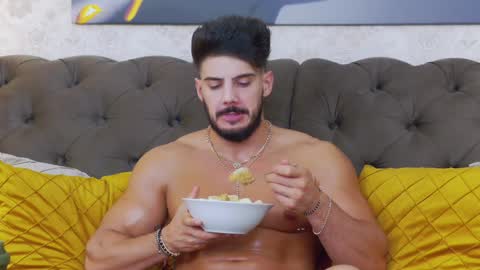 Snapshot of dustinkeent chatting on December 30, 2024, 5:26 am Dustin online show from December 30, 2024, 5:26 am