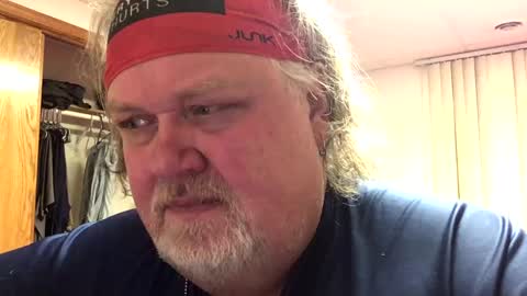 Dusty online show from December 18, 2024, 2:21 am