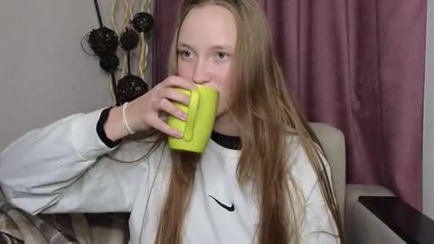 Jenny online show from December 14, 2025, 6:45 pm