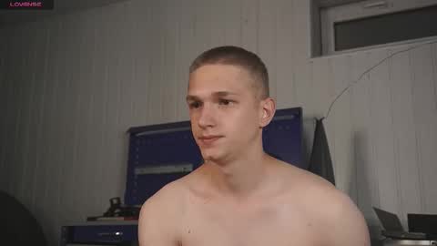 Dustyn online show from September 9, 2025, 5:01 pm