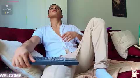 dwayne_brown online show from September 14, 2025, 7:13 pm