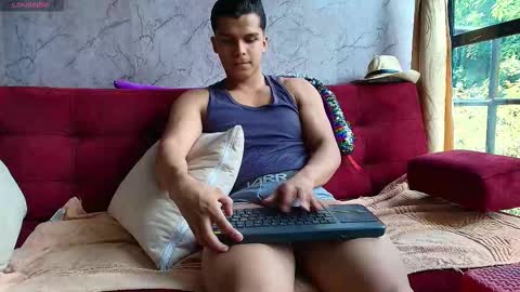 dwayne_brown online show from September 25, 2025, 7:06 pm