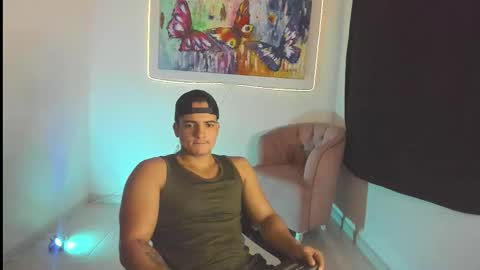 dwayne_esteven10 online show from January 18, 2026, 6:12 pm