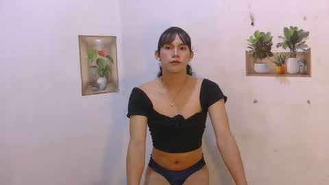 Snapshot of dy_namite chatting on April 28, 2026, 6:46 pm dy_namite online show from April 28, 2026, 6:46 pm