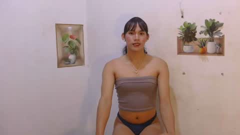 Snapshot of dy_namite chatting on May 1, 2026, 6:01 pm dy_namite online show from May 1, 2026, 6:01 pm