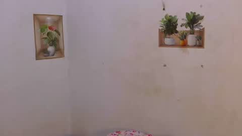 Snapshot of dy_namite chatting on May 15, 2026, 6:04 pm dy_namite online show from May 15, 2026, 6:04 pm