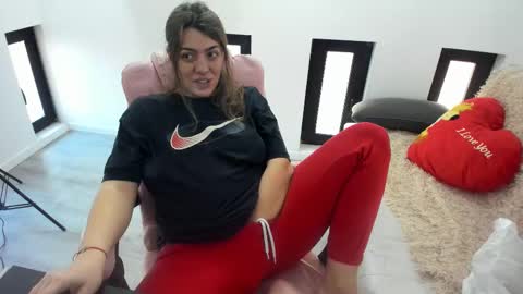 dayana online show from March 10, 2026, 5:12 am