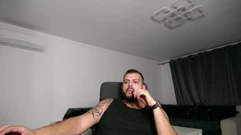 Dylan Dom  online show from October 7, 2025, 8:17 pm