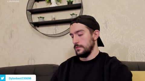 Dylan online show from February 9, 2026, 11:31 pm