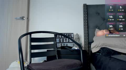 dylan_wolf98 online show from February 1, 2025, 9:29 pm