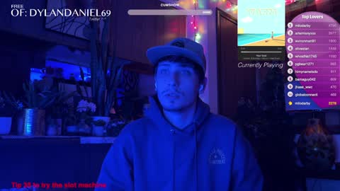 Snapshot of dylandaniel69 chatting on December 3, 2024, 8:49 am Dylan Daniel 7.8 online show from December 3, 2024, 8:49 am