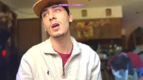 Snapshot of dylandaniel69 chatting on October 9, 2025, 8:07 pm Dylan Daniel 7.8 online show from October 9, 2025, 8:07 pm