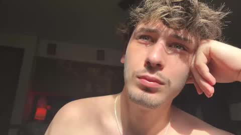 Dylan Daniel 7.8 online show from November 18, 2025, 5:28 pm