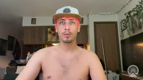 Snapshot of dylandaniel69 chatting on July 20, 2026, 12:25 am Dylan Daniel 7.8 online show from July 20, 2026, 12:25 am