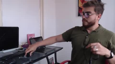 dylanhot10 online show from February 1, 2025, 10:34 pm